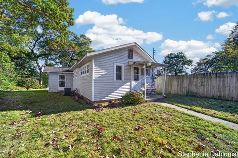 Photo of 315 N Muskegon Boulevard, Egelston Township, MI 49442 (MLS # 71026056052)