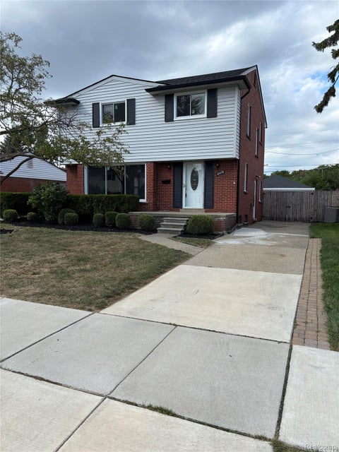 Photo for 18259 Spring Court S