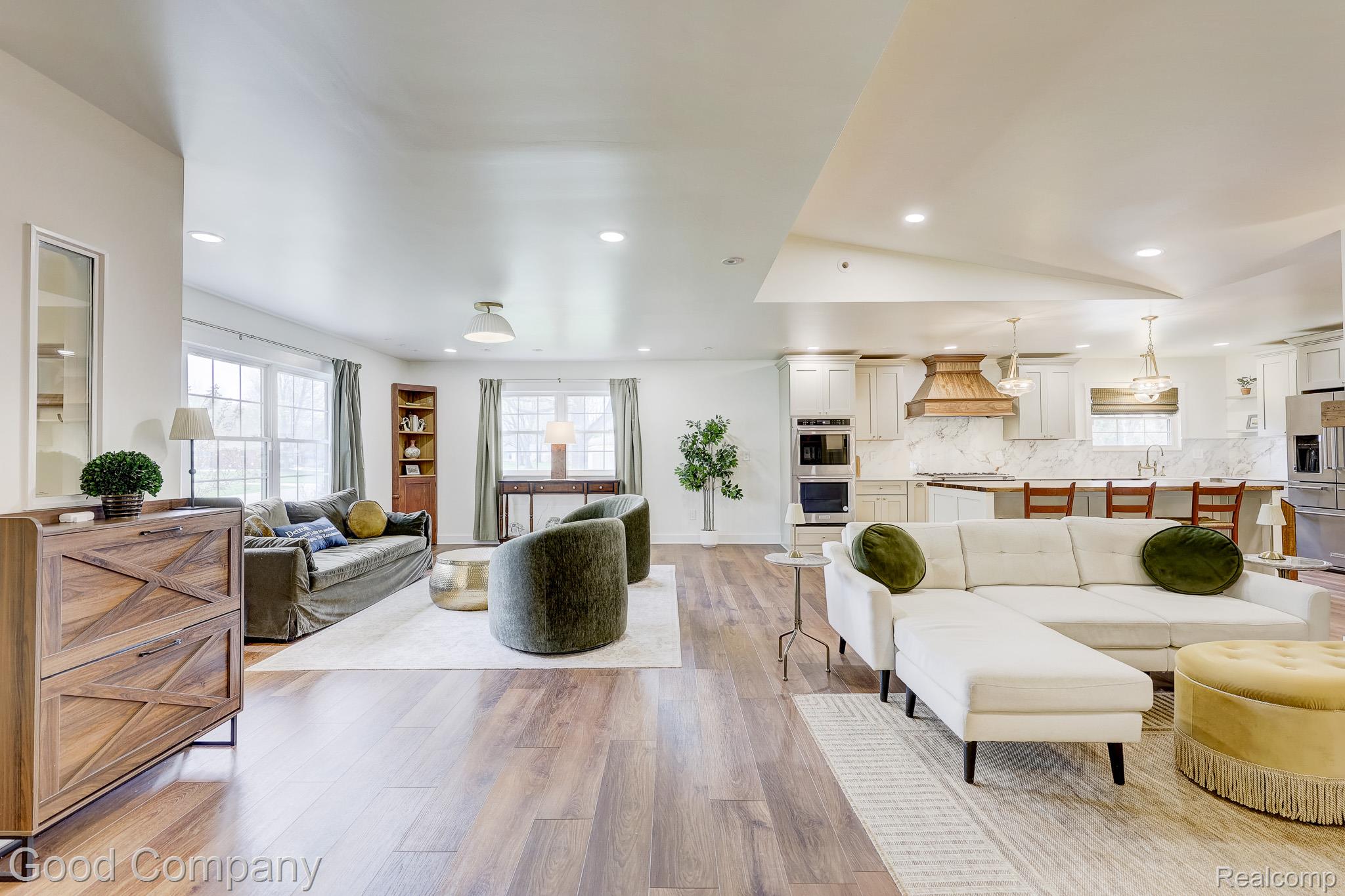 31729 Mayfair Lane