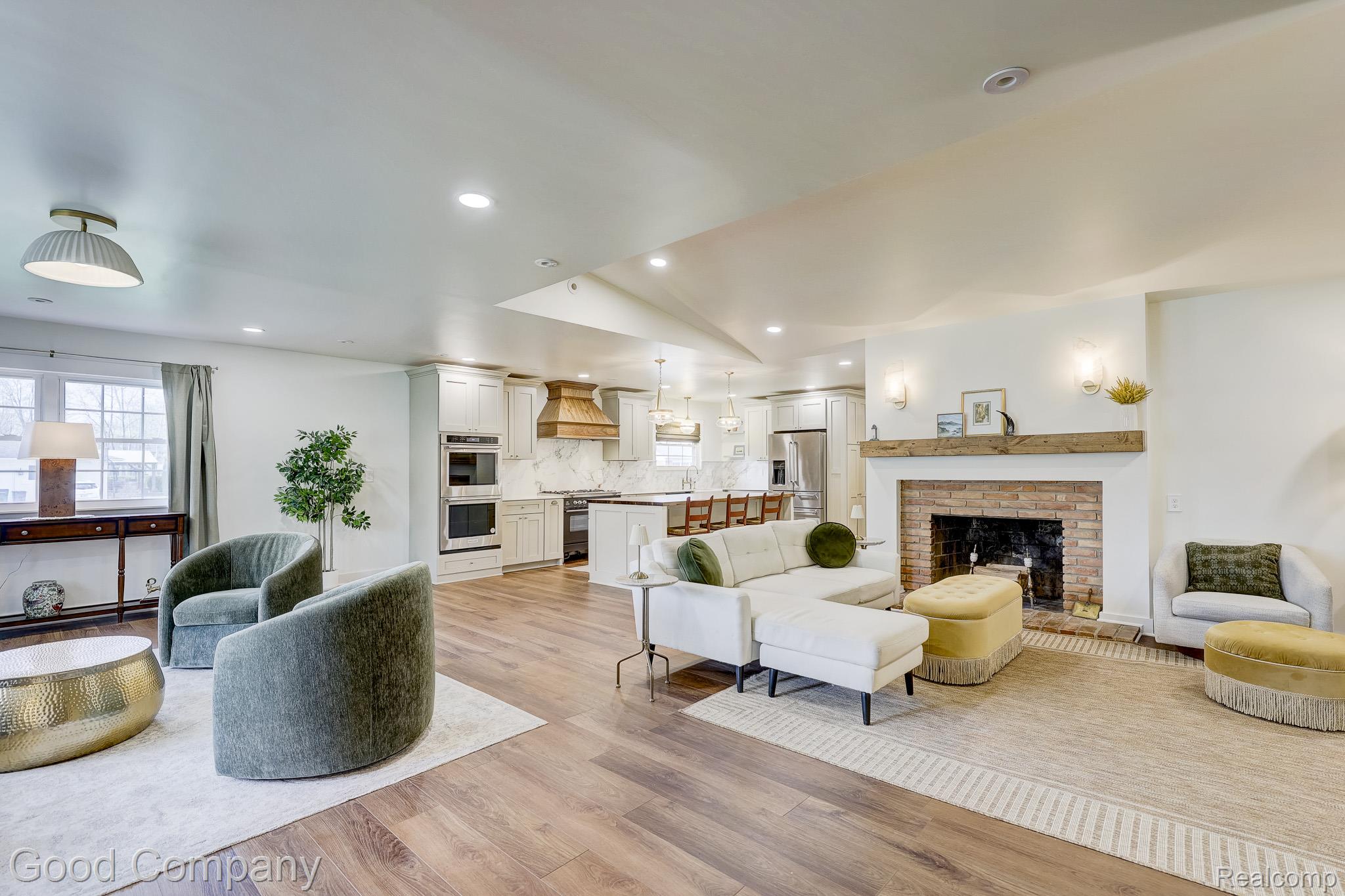 31729 Mayfair Lane