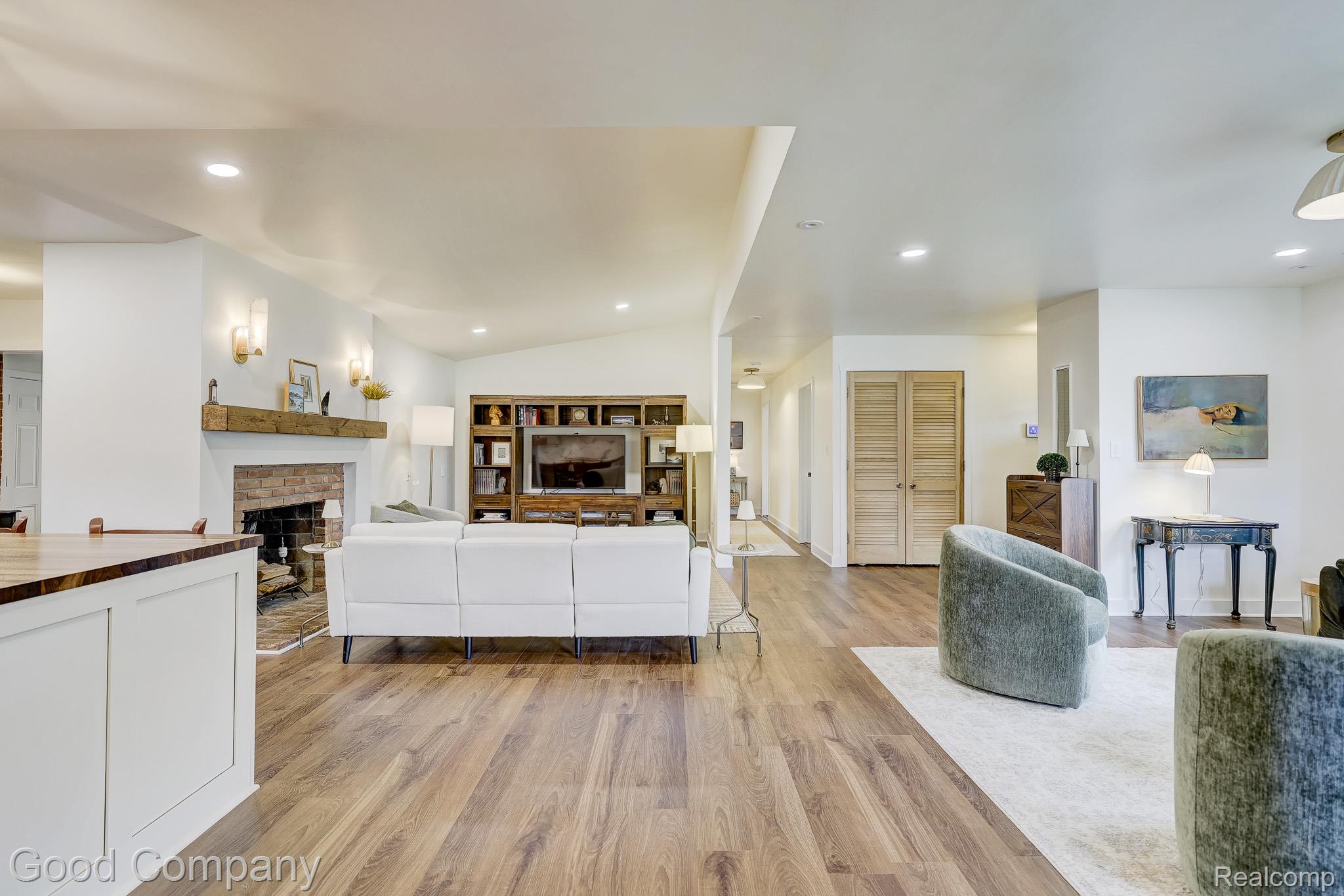 31729 Mayfair Lane