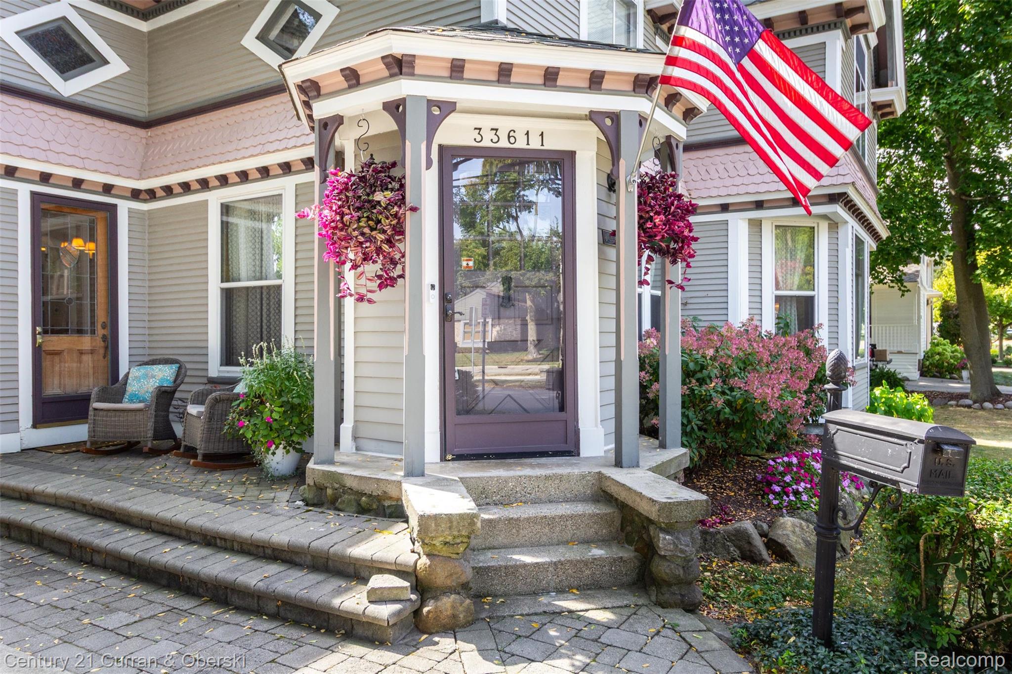 33611 Oakland Street