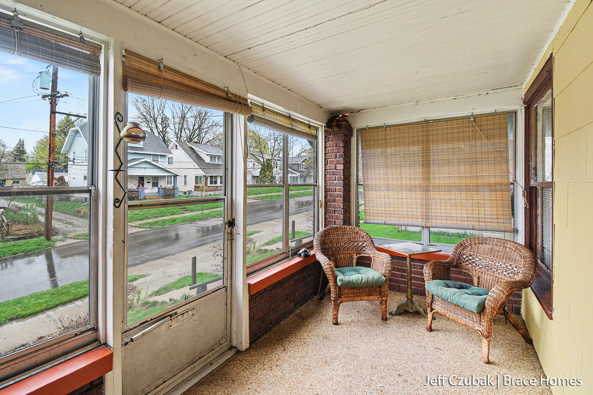 26 Burr Oak Street NW