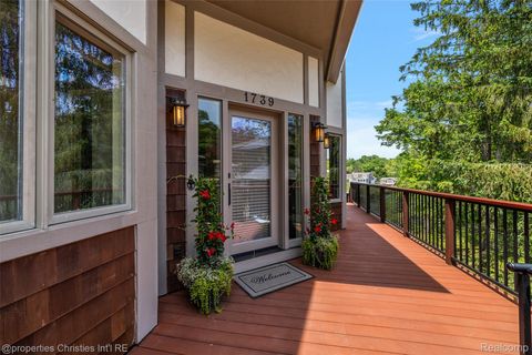 Tiny photo for 1739 Ridge Road, White Lake Charter Township, MI 48383 (MLS # 20251060982)