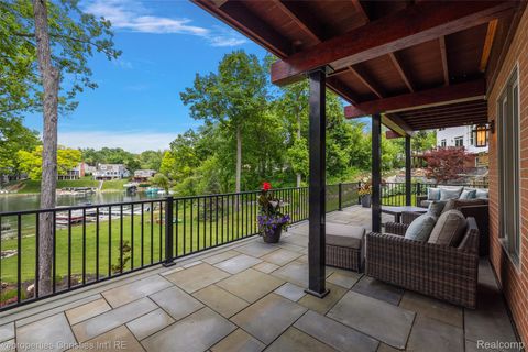 Tiny photo for 1739 Ridge Road, White Lake Charter Township, MI 48383 (MLS # 20251060982)