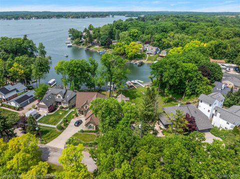 Tiny photo for 1739 Ridge Road, White Lake Charter Township, MI 48383 (MLS # 20251060982)