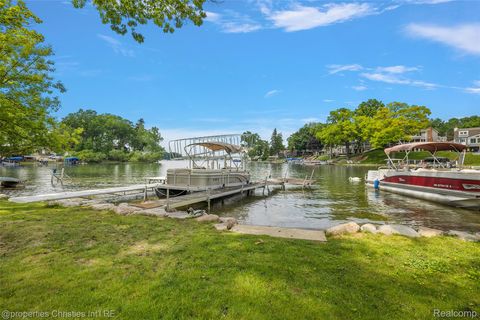 Tiny photo for 1739 Ridge Road, White Lake Charter Township, MI 48383 (MLS # 20251060982)