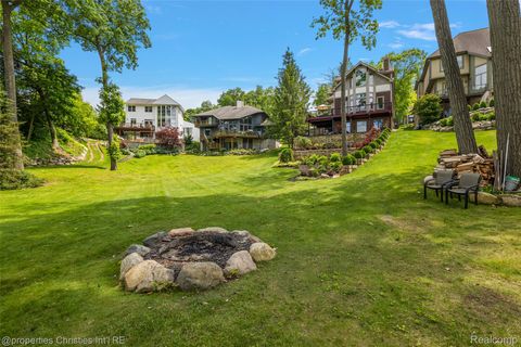 Tiny photo for 1739 Ridge Road, White Lake Charter Township, MI 48383 (MLS # 20251060982)