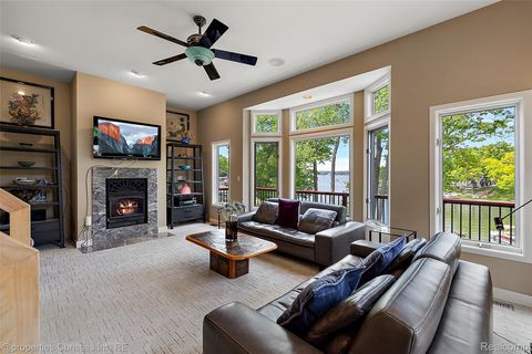 Tiny photo for 1739 Ridge Road, White Lake Charter Township, MI 48383 (MLS # 20251060982)