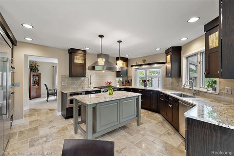 Tiny photo for 1739 Ridge Road, White Lake Charter Township, MI 48383 (MLS # 20251060982)