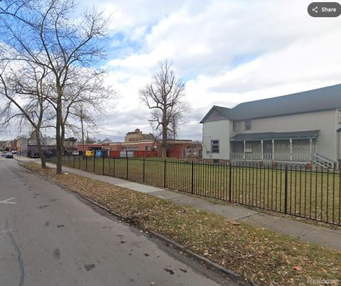 1706 Vinewood Street Detroit City MI 48216