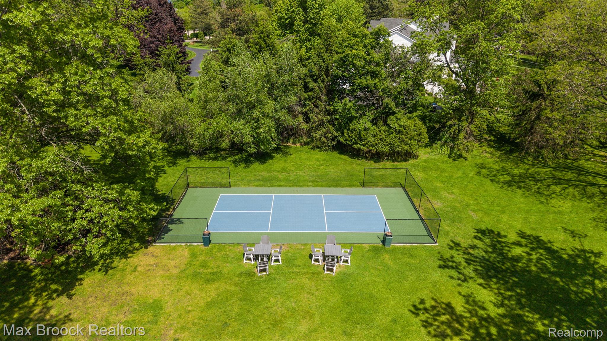 4785 Dow Ridge Road