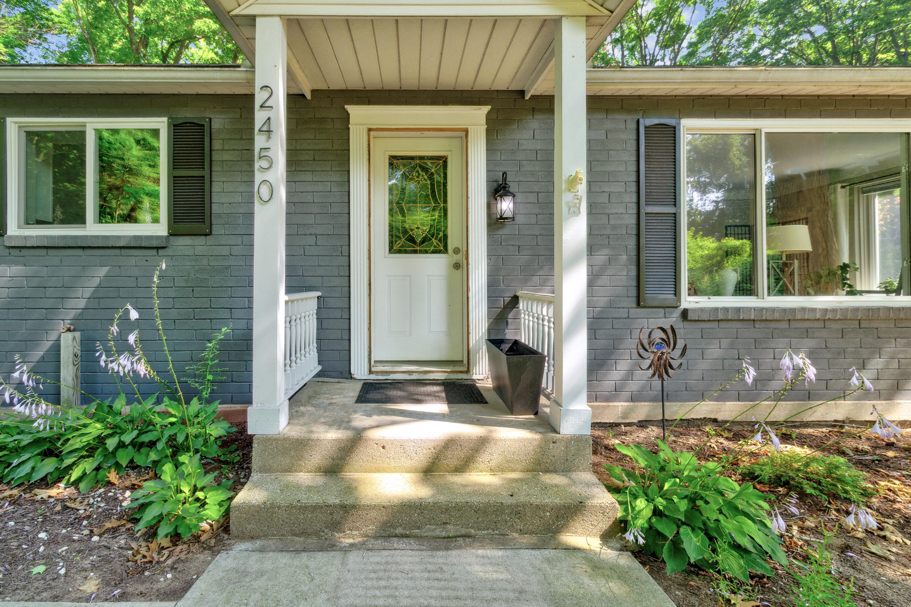 2450 Blue Star Highway