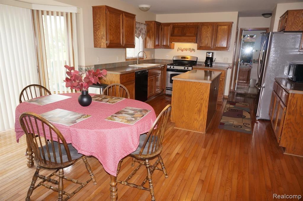 49954 Willowood Drive