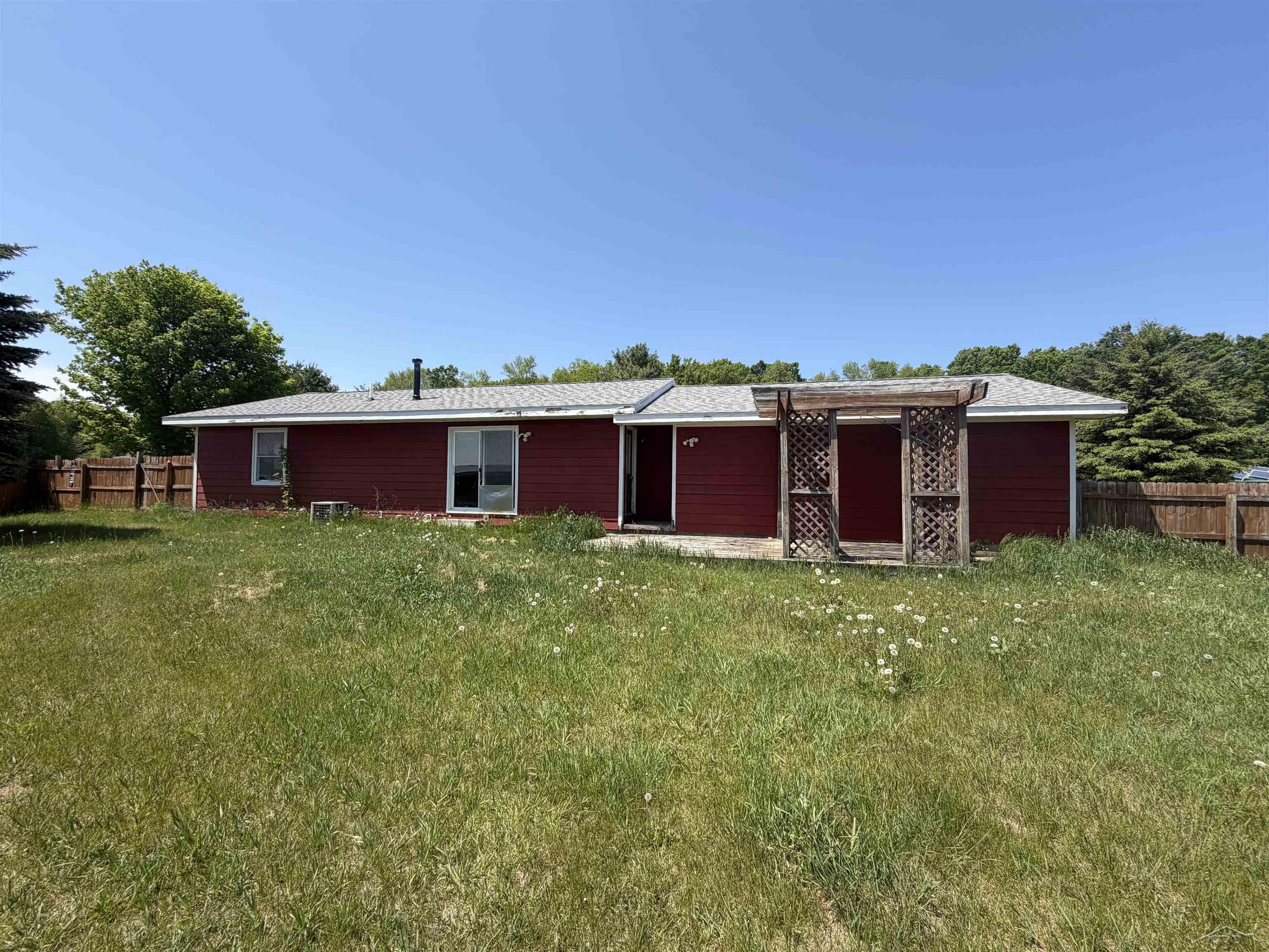9881 Meadow Lane
