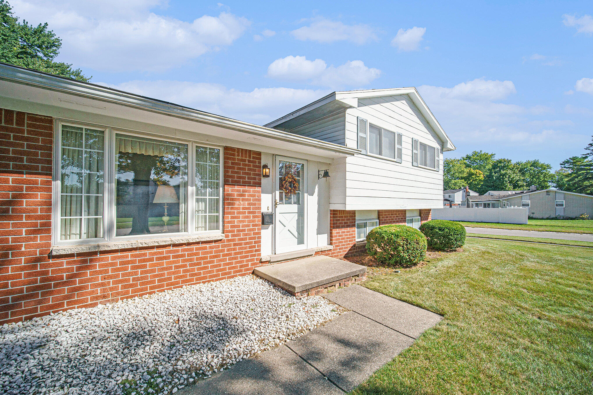 8843 Nottingham Drive