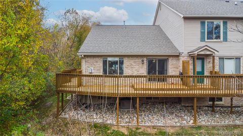 1023 Old Leake Court Holly Village MI 48442