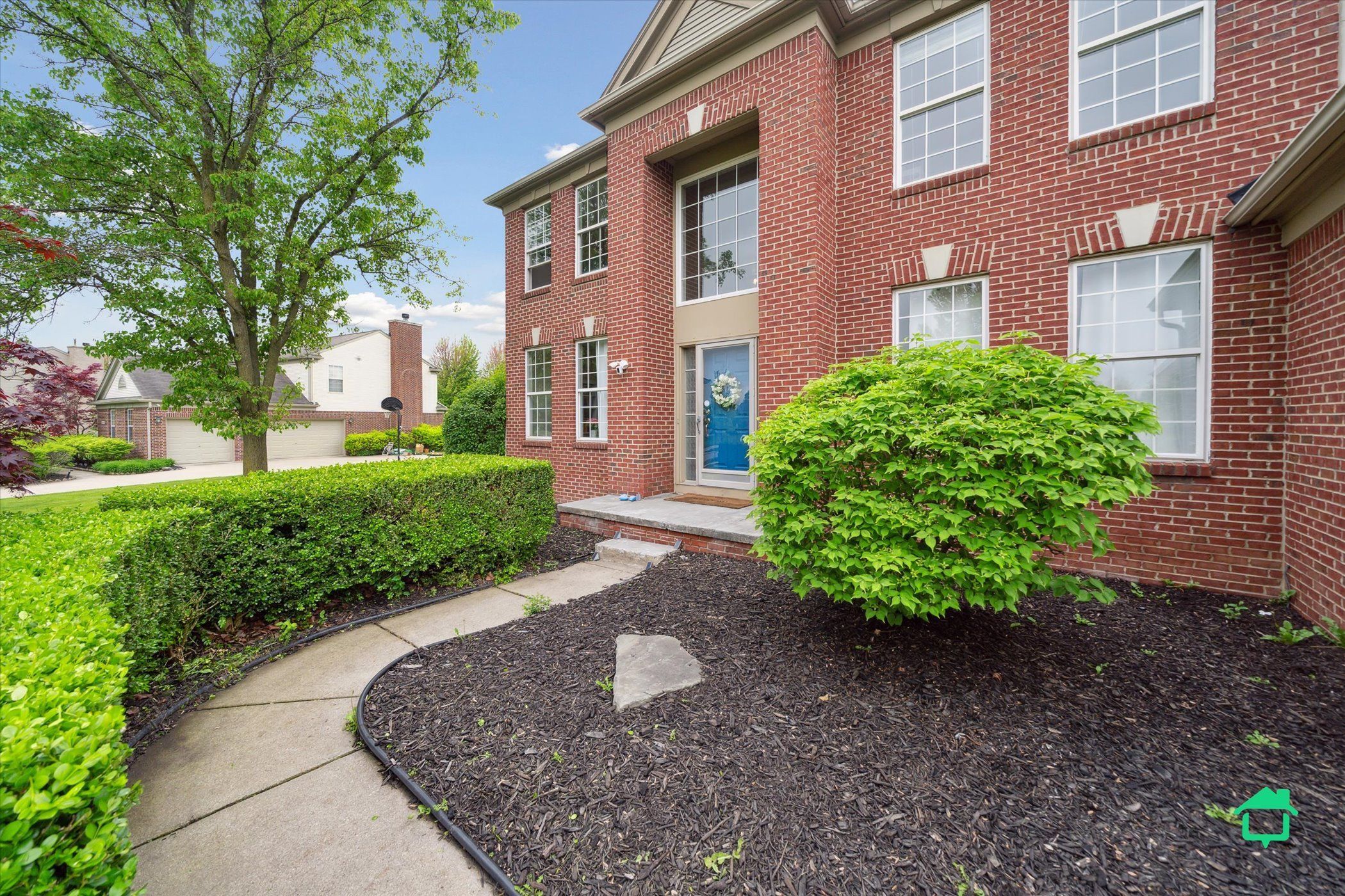 49110 MANHATTAN Circle