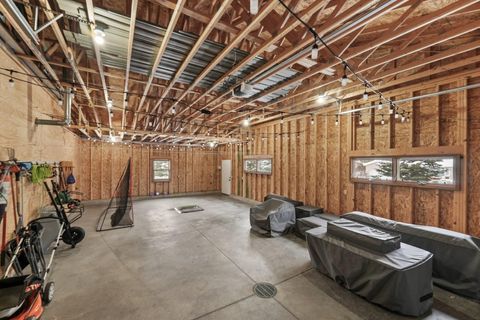listing image 50
