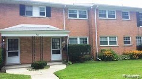 3224 SHENANDOAH Drive Royal Oak City MI 48073