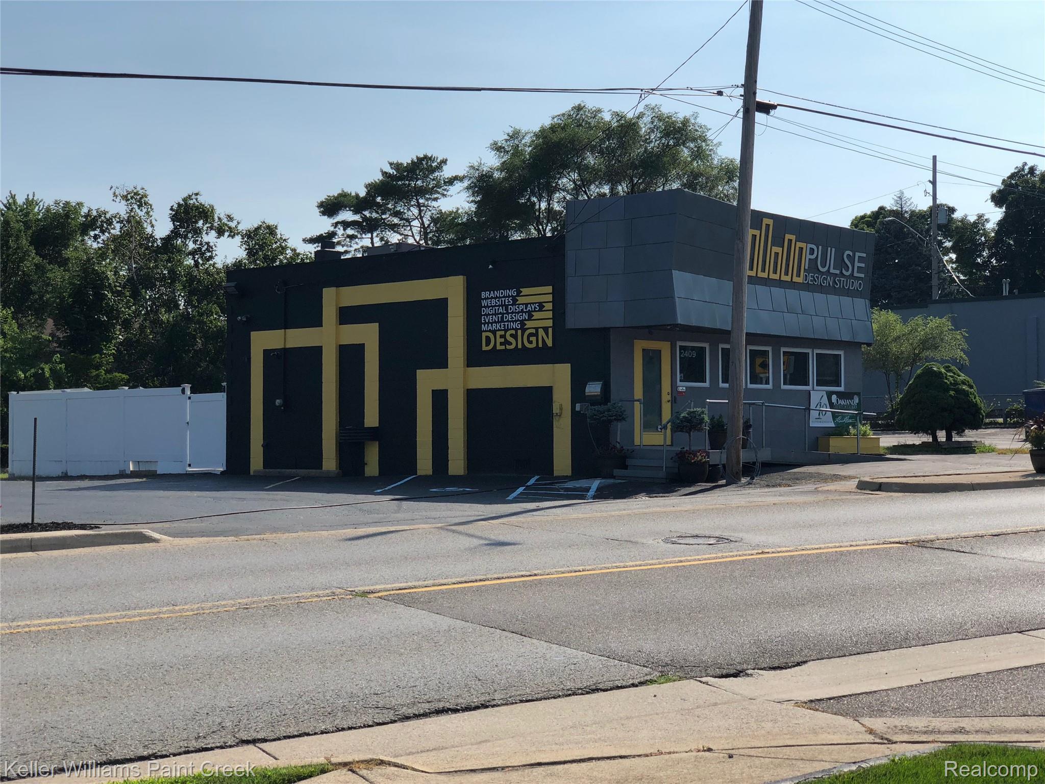 2409 Voorheis Street