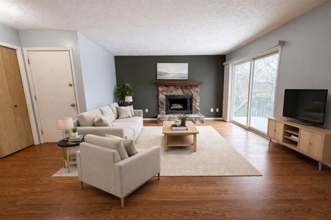 907 Registry Drive 126b Grand Ledge City MI 48837