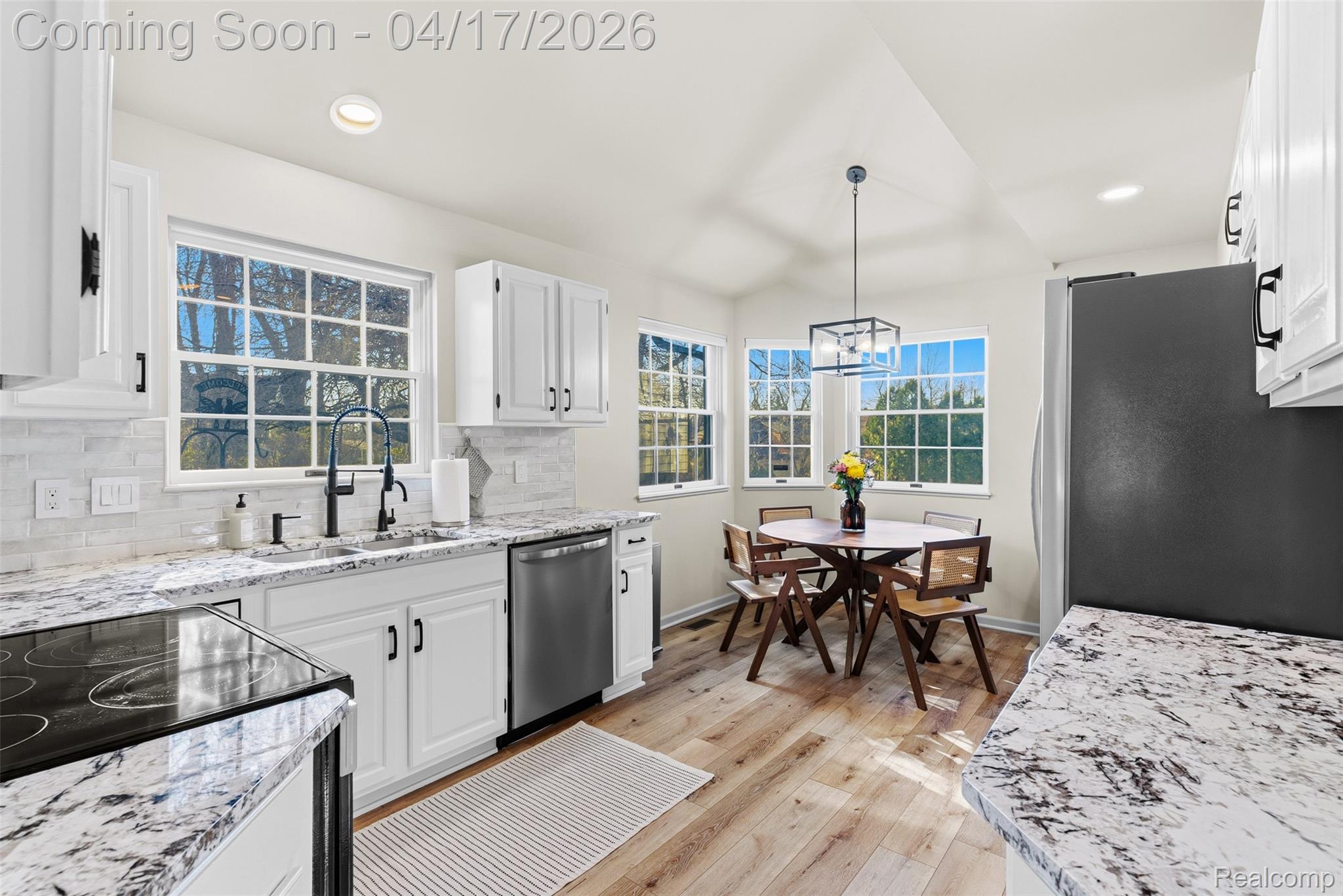 2270 Golden Pond