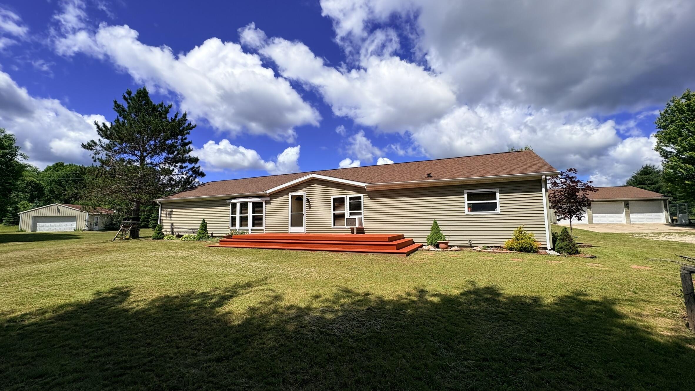 4395 N Raymond Road