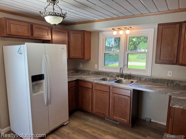 2053 Lillian Drive