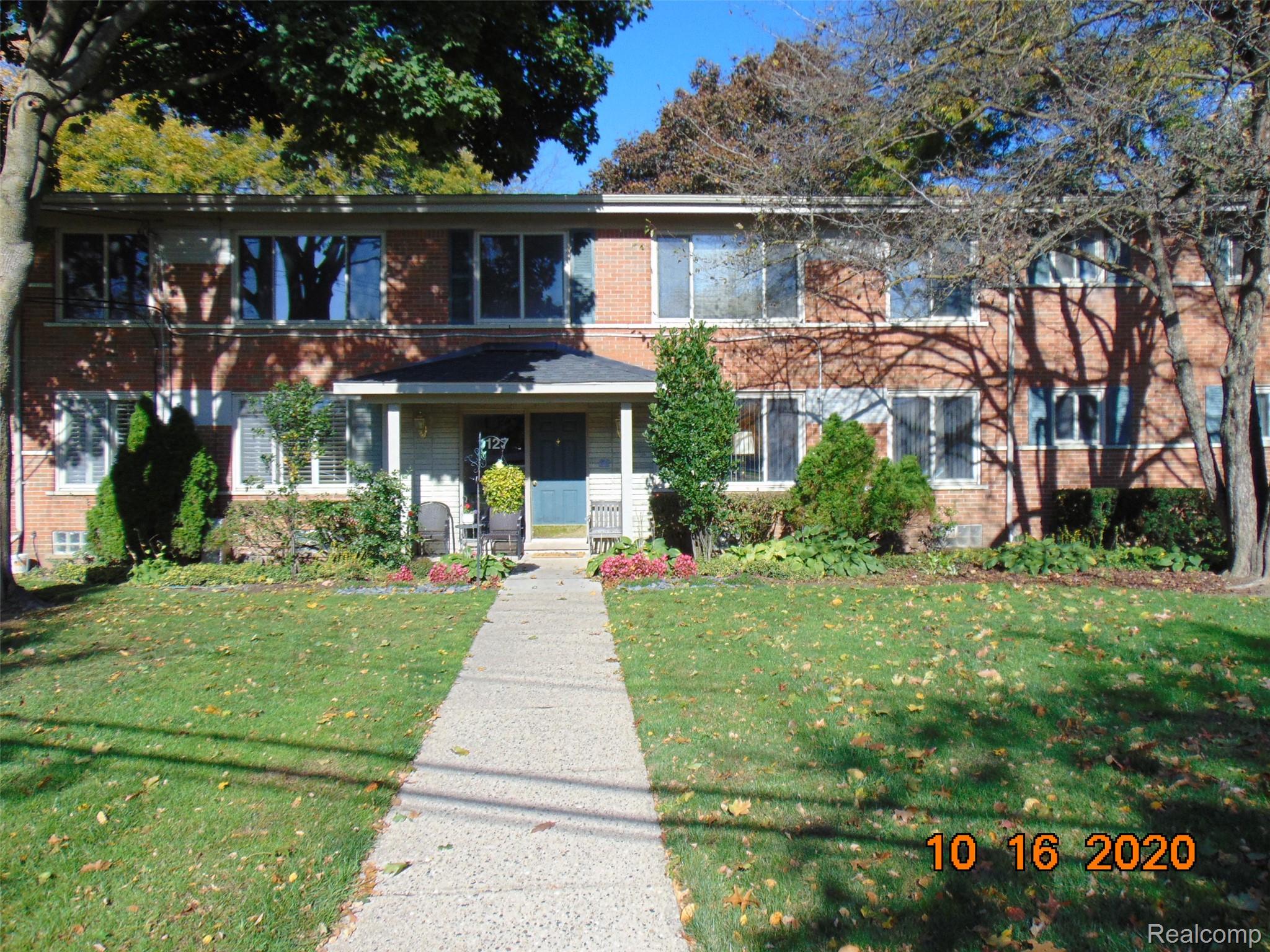 1127 DERBY RD APT 7
