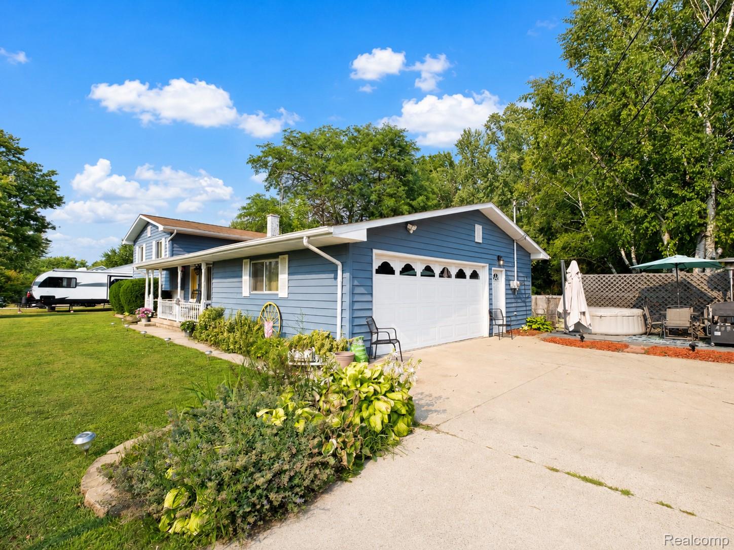 5197 Capri Lane