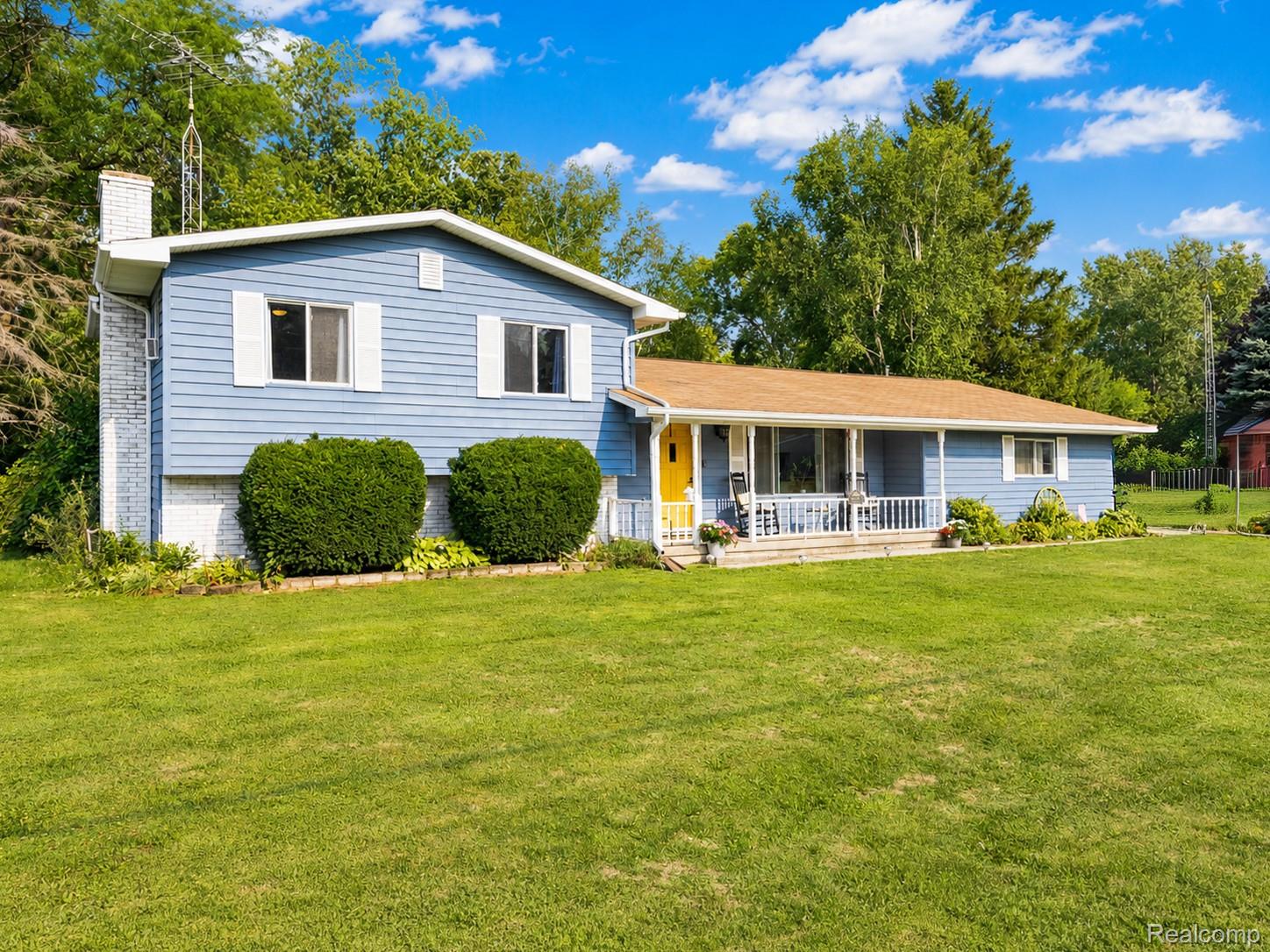 5197 Capri Lane