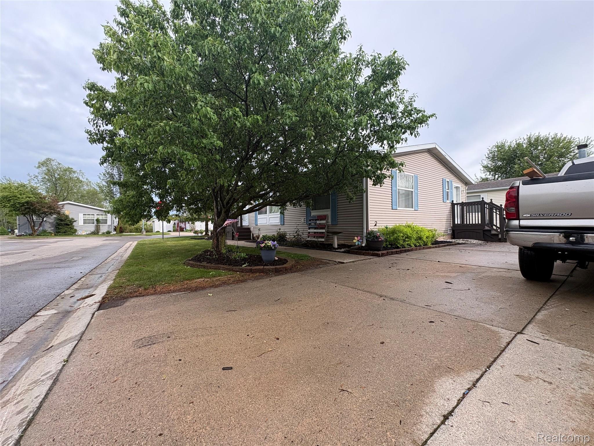 4729 Turtle Creek Drive