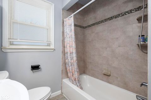 Tiny photo for 2108 E 4th Street, Royal Oak City, MI 48067 (MLS # 58050201118)