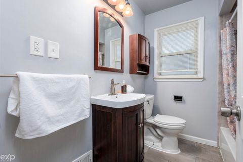 Tiny photo for 2108 E 4th Street, Royal Oak City, MI 48067 (MLS # 58050201118)