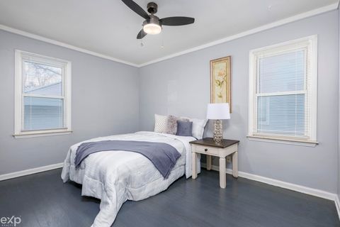 Tiny photo for 2108 E 4th Street, Royal Oak City, MI 48067 (MLS # 58050201118)