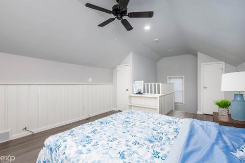 Tiny photo for 2108 E 4th Street, Royal Oak City, MI 48067 (MLS # 58050201118)