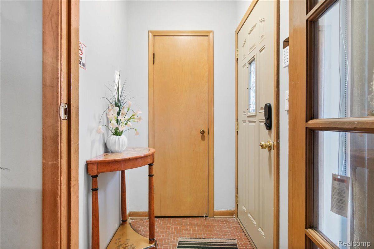 21840 E RIDGEDALE Street N