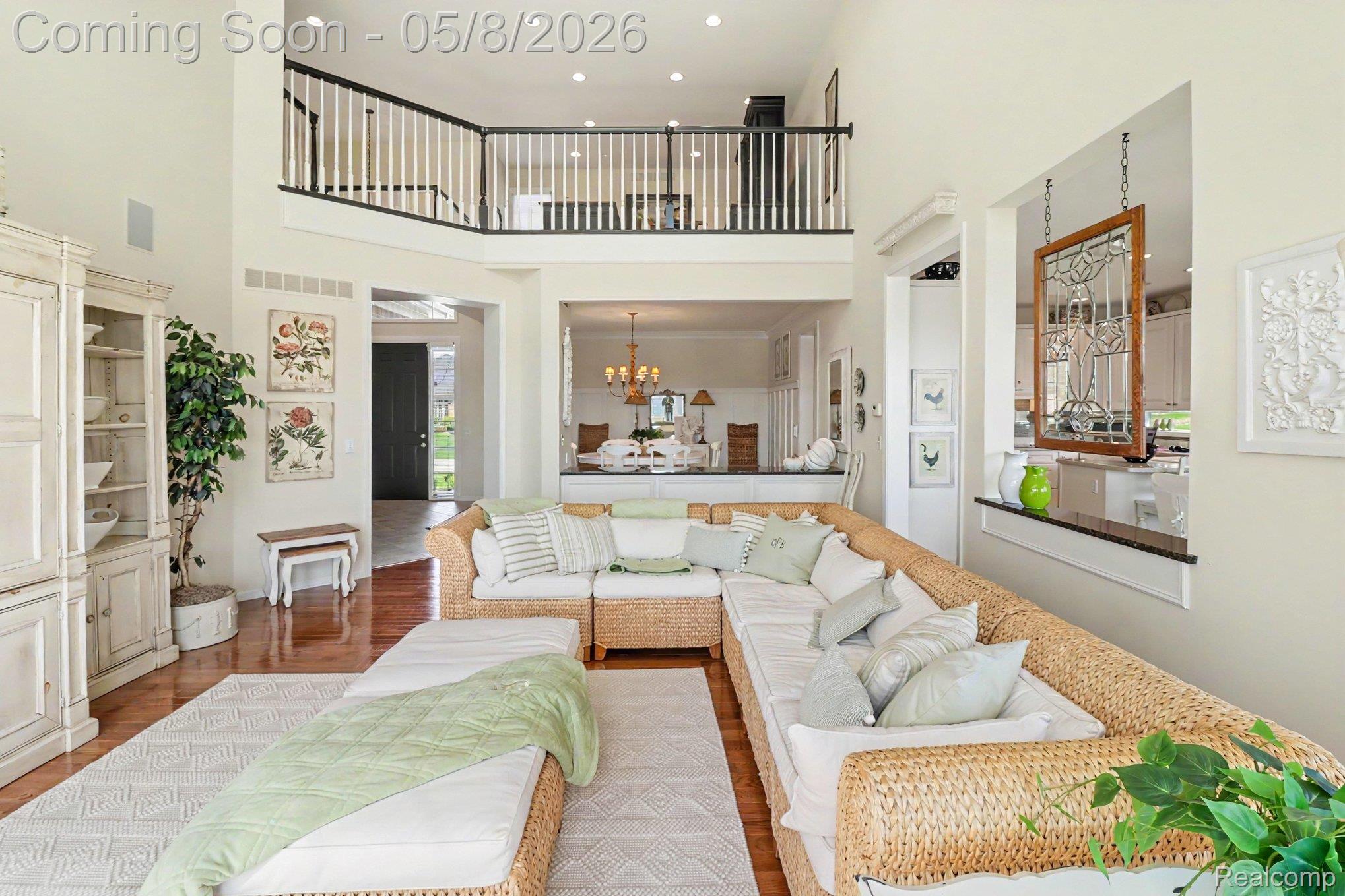 7381 Pine Vista Drive