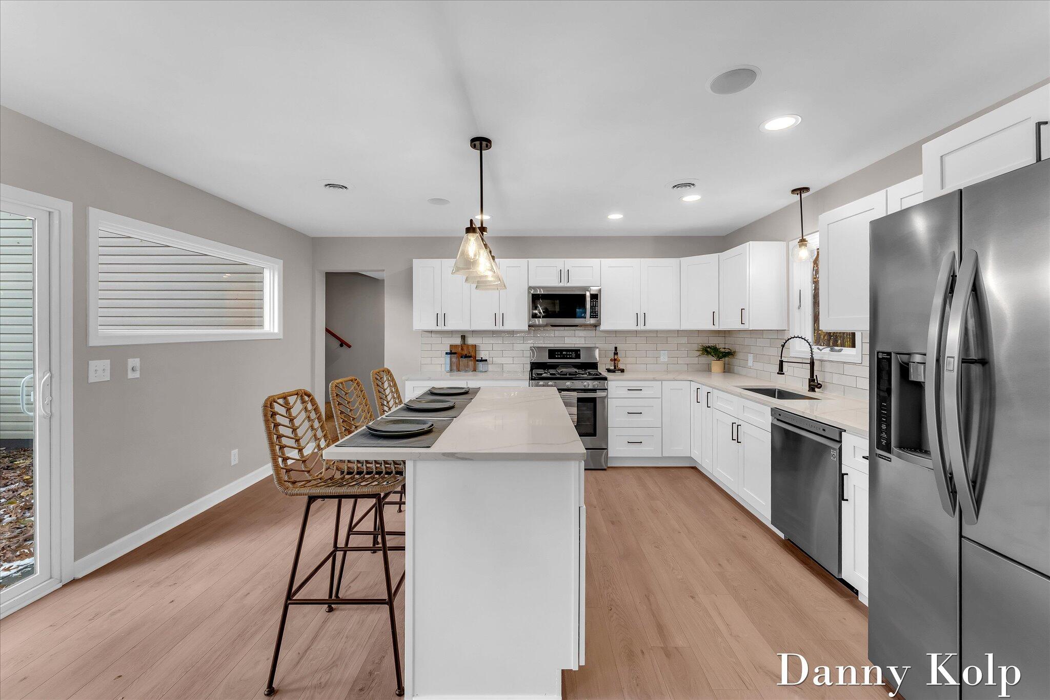 2687 Dunnigan Avenue NE