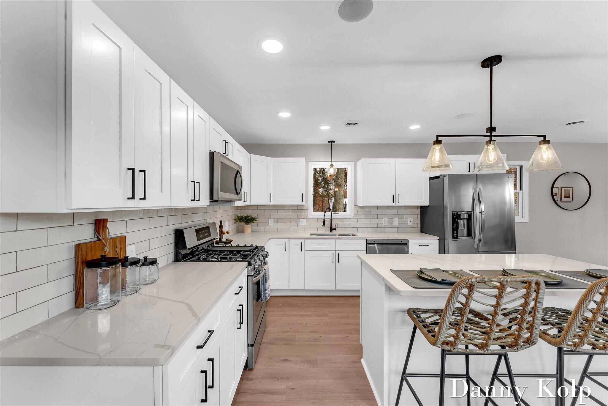 2687 Dunnigan Avenue NE