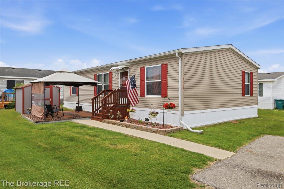 9542 Foxwell Circle