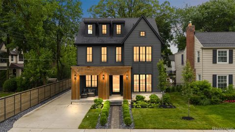 345 Kimberly Street Birmingham City MI 48009