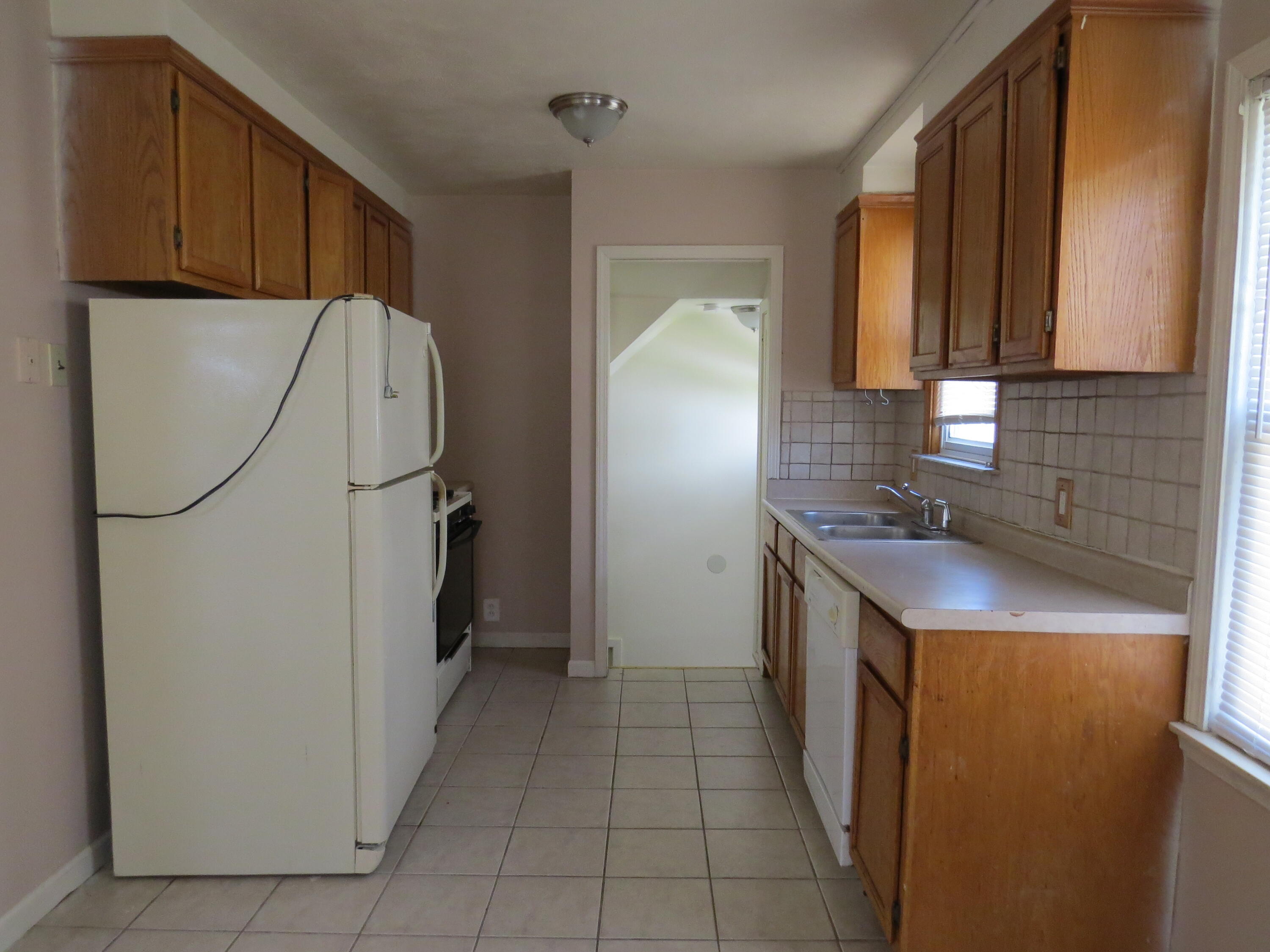 22021 Gascony Avenue