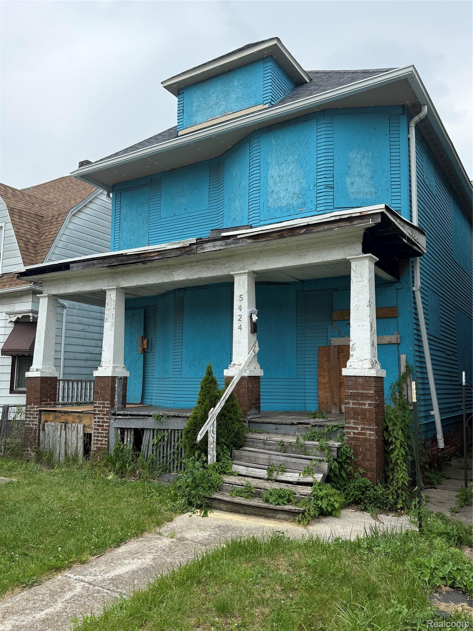 5424 Iroquois Street
