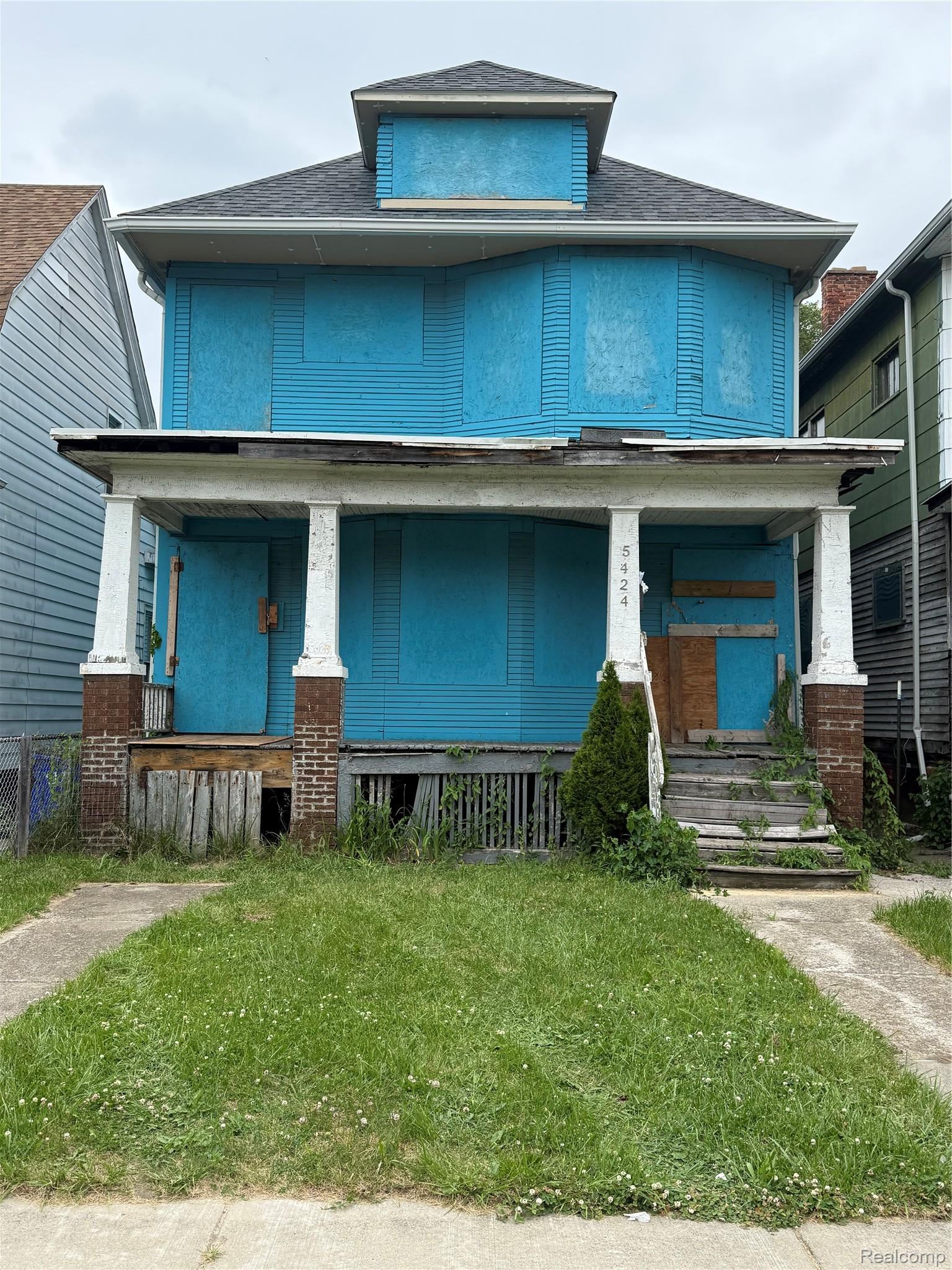 5424 Iroquois Street