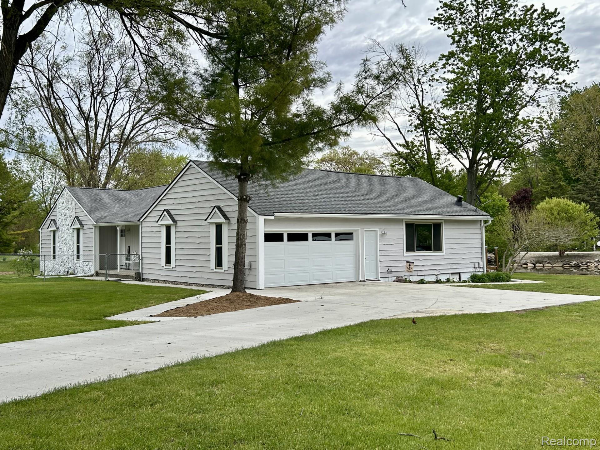 9831 Kress Road