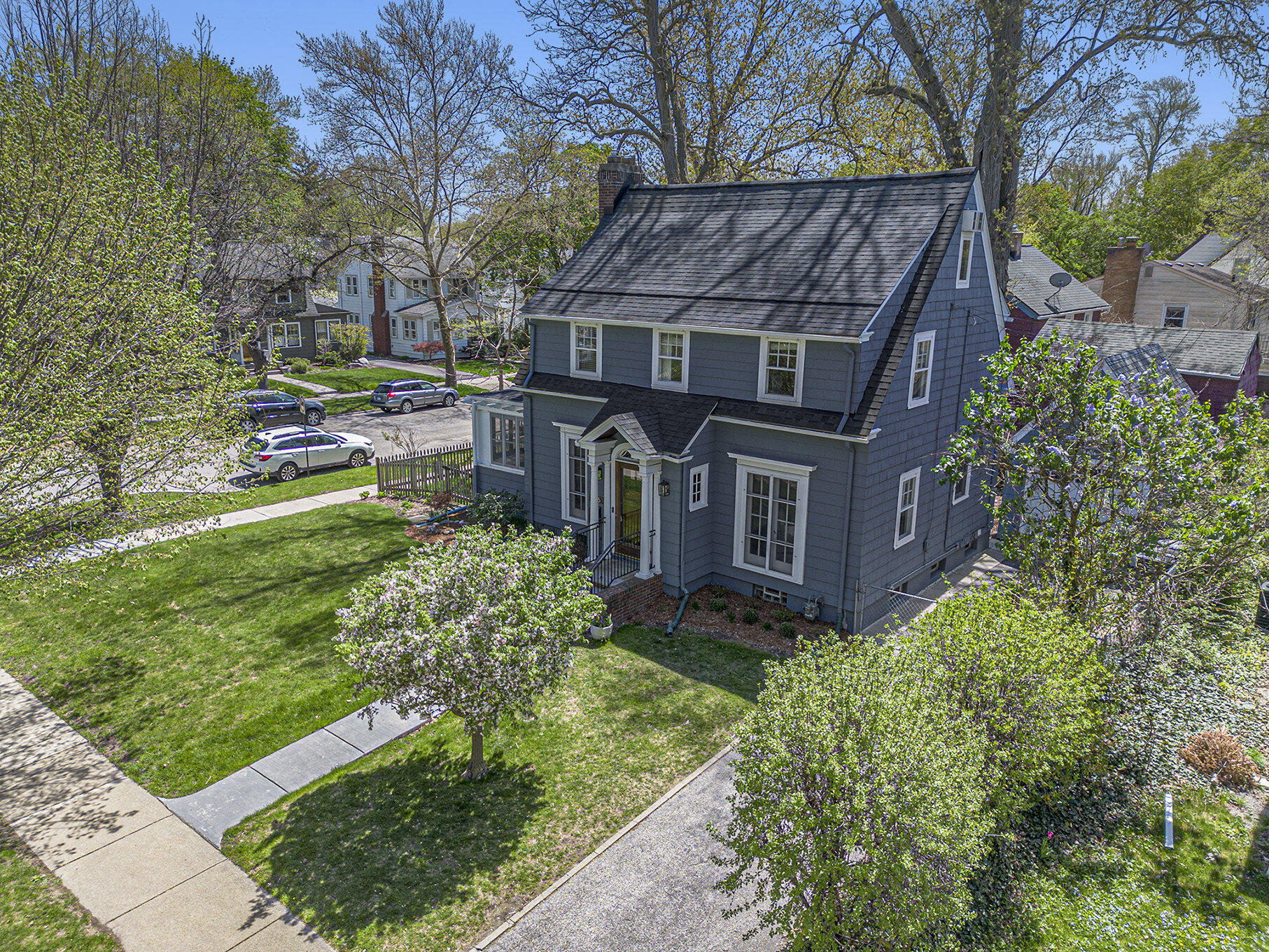 906 Granger Avenue