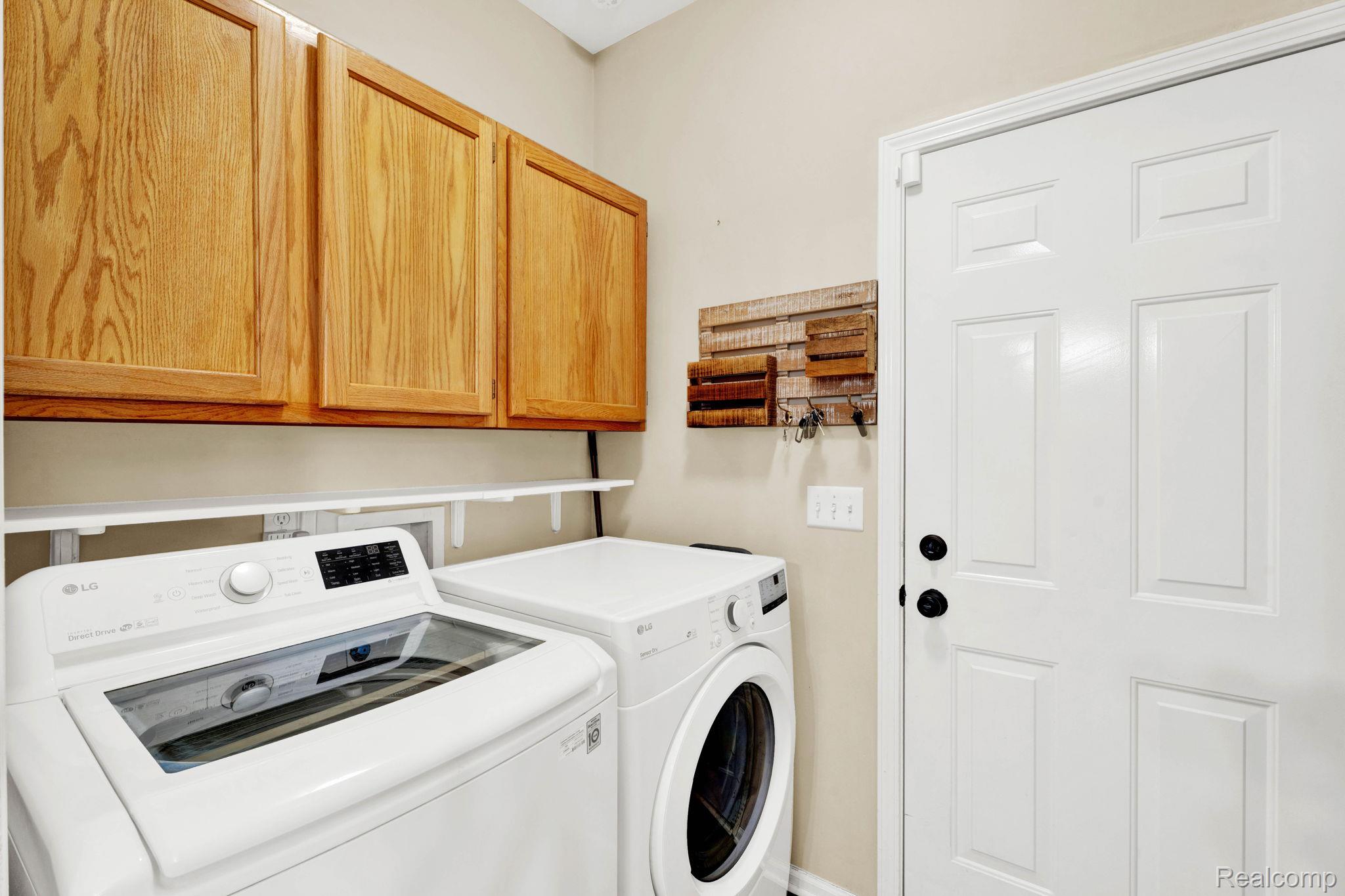 Westland City, Michigan 48185, United States, 3 Bedrooms Bedrooms, ,3 BathroomsBathrooms,Residential,Active,167209