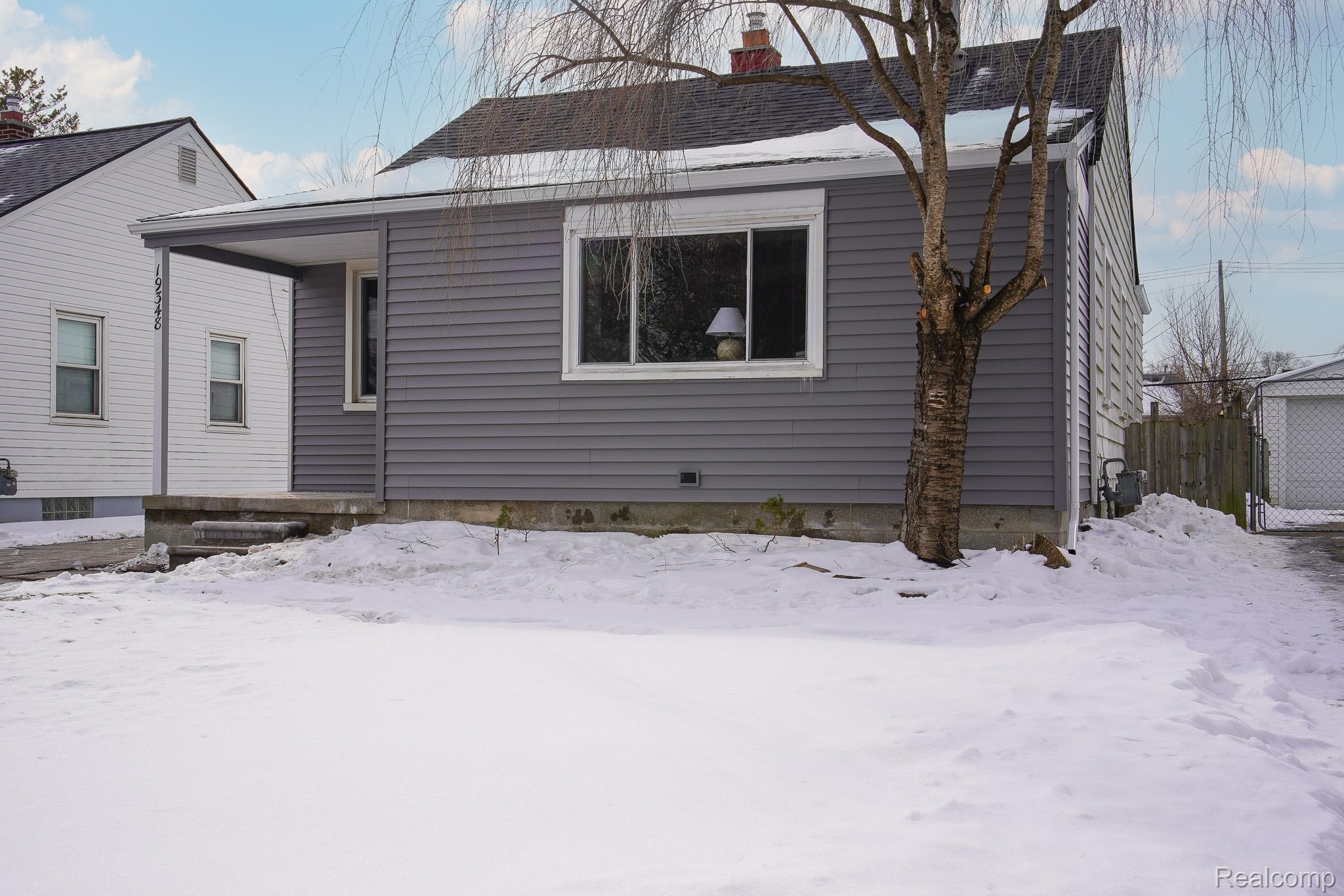 19348 Woodcrest Street